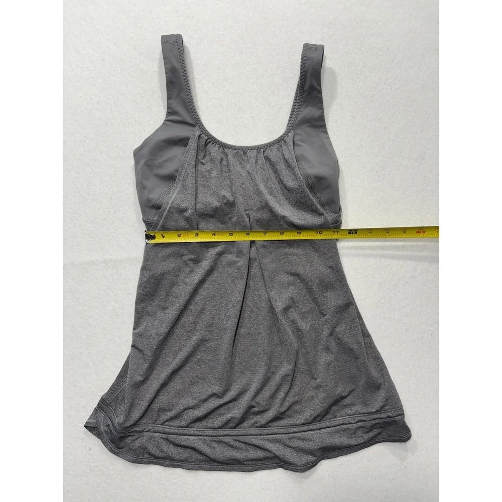 Lululemon Tank Womens Small Gray Scoop Neck Built In Bra Drawcord Hem Yoga Top